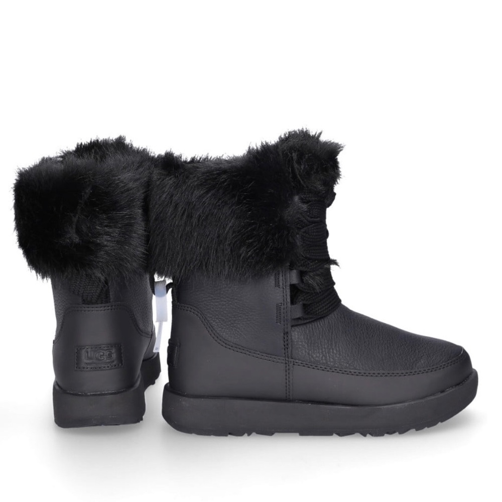 UGG GRACIE WATERPROOF lambskin Logo Snowboots